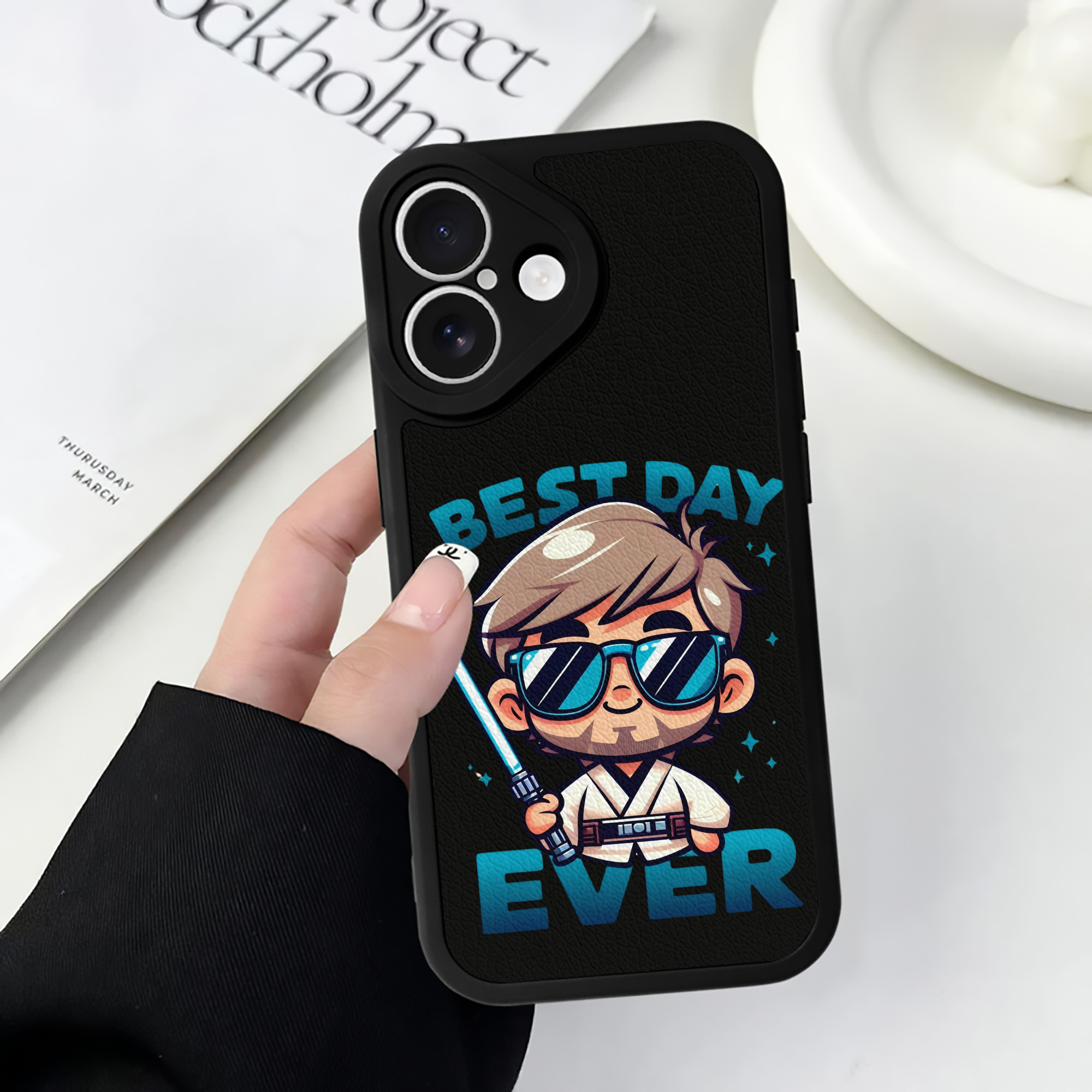 （画像用） スター・ウォーズ Star Wars 【iPhone 16シリーズ対応】シリコンスマホケース（レザー調） 材質：シリコン